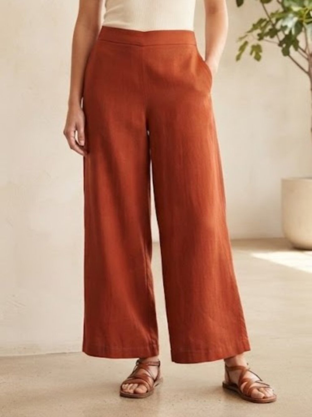 Old Navy Playa Wide-Leg Pants in Rust